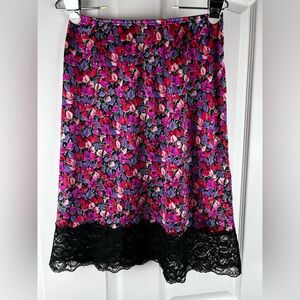 🔥2 for $20 DEAL–READ FIRST Slip Size M Floral Pink and Purple Intimates